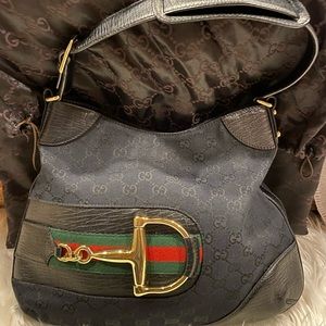 Gucci- shoulder bag